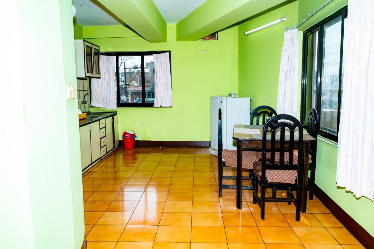 Kbb Hotel And Apartments Hosted By Hostmandu Lalitpur Exteriör bild