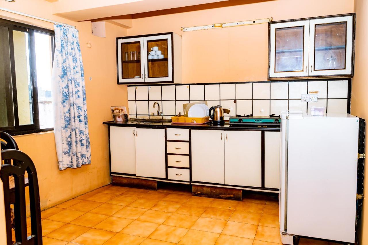 Kbb Hotel And Apartments Hosted By Hostmandu Lalitpur Exteriör bild
