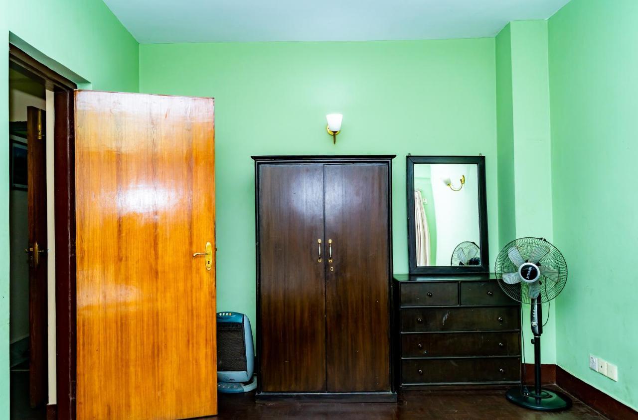 Kbb Hotel And Apartments Hosted By Hostmandu Lalitpur Exteriör bild
